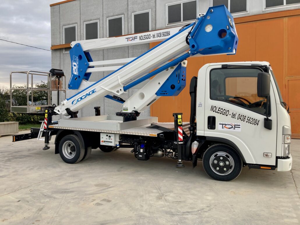 ISUZU M21 – SOCAGE 20D – foto 1