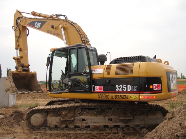 CATERPILLAR – 325DLN – foto 1