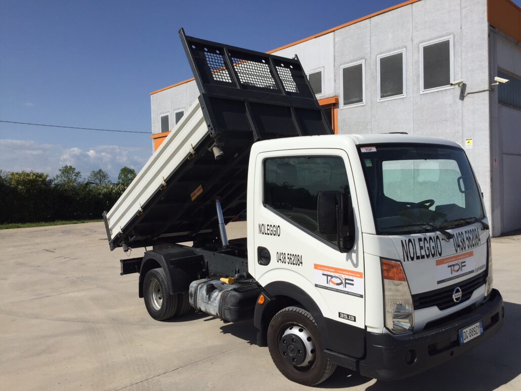 NISSAN – NT 400 CABSTAR 35.13 – foto 1