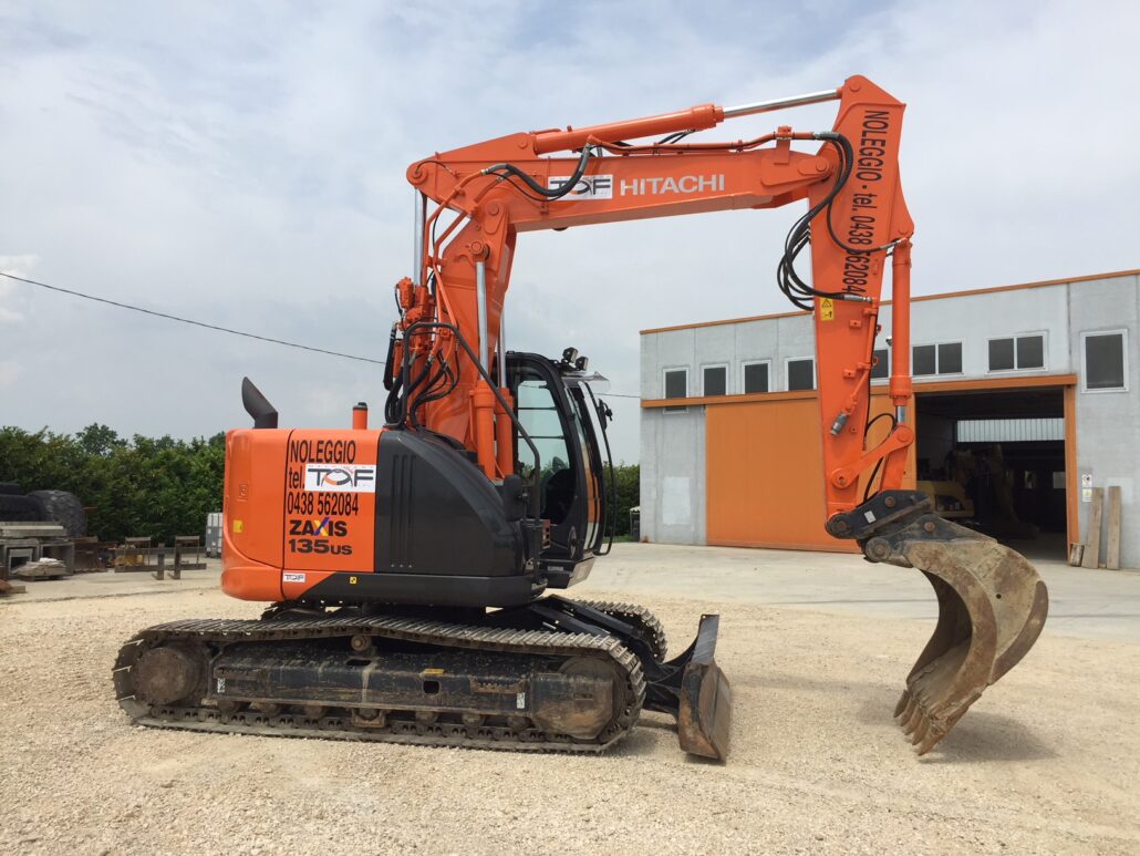 HITACHI – ZX 135 US-5B – foto 1