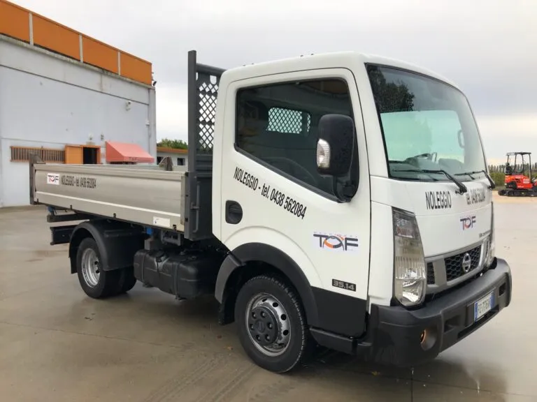 NISSAN – NT 400 CABSTAR 35.14 – foto 2