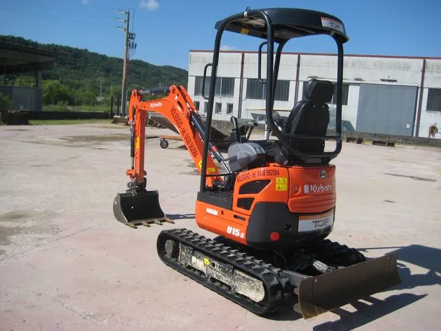 KUBOTA – U 15-3 – foto 1